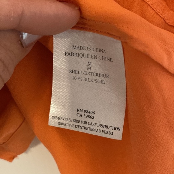 Theory Salmon Pink 100% Silk Sleeveless Solid Cocktail Blouse -size medium - Picture 4 of 6